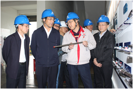 益陽(yáng)市市委常委、紀(jì)委書(shū)記李永軍一行蒞臨我司調(diào)研